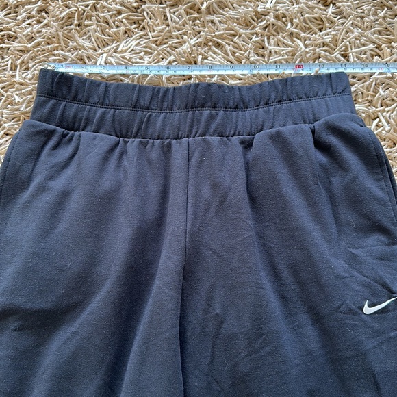 Nike Women’s Dri-Fit Jogger Training Pants Black Size M - Picture 7 of 12